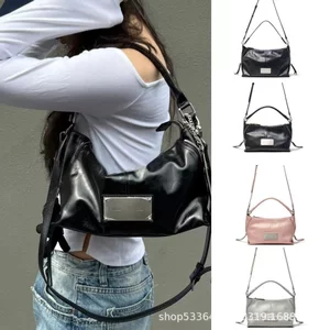 Túi đeo chéo Niche Matin Kxx Hàn Quốc matinkim Retro Di động Một vai hobo Tote Nữ
