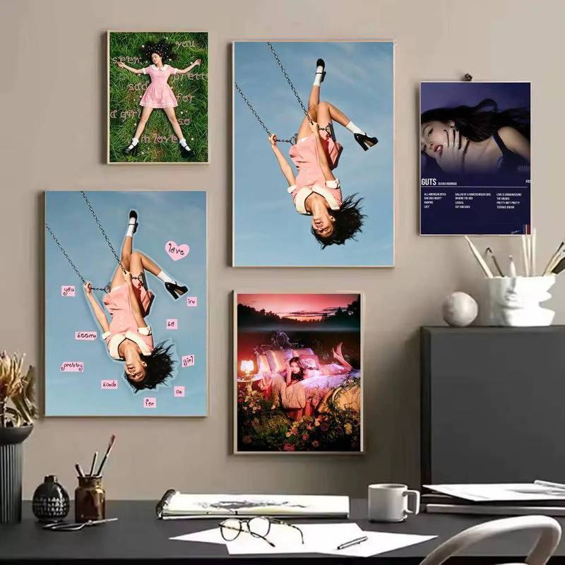 Ca sĩ nổi tiếng O-Olivia Rodrigo Poster Không Khung Tranh Canvas Cho Phòng Khách Bắc Âu Trang Trí Phòng Ngủ
