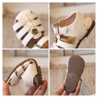 Bé Gái Tập Đi Da Hoa Lồng Sandal 2026 Mùa Hè Mới Trẻ Em Chân Trần Giày Đi Biển Chống Trơn Trượt Đơn Giản Công Chúa Tiệc Cưới Hàng Ngày Mặc