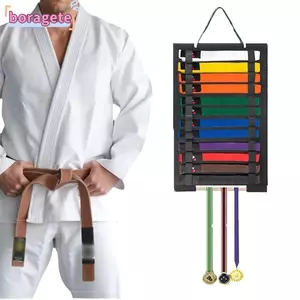 Giá đỡ trưng bày đai Taekwondo BORAGETE, có thanh treo huy chương Túi treo nỉ Giá đỡ dây đai Karate, Quà tặng túi lưu trữ nhẹ di động