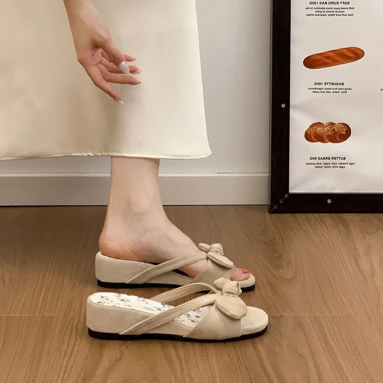 Pháp Cổ Tích Phong Cách Hoa Nơ Da Lộn Nêm Gót Dép Nữ Mùa Hè Phong Cách Mới Thoải Mái Thường Ngày Mặc Ngoài Trời Chống Trơn Trượt Dép Đế Bằng Chống Mài Mòn Dép Nhà Máy Giá Bán Buôn
