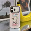 Ốp lưng iPhone Dachshund Trio nền màu hồng nhạt, áo len dễ thương & văn bản "may mắn" Tương thích với iPhone17 / 16 / 15 / 14 / 13 / 12 / 11 Pro Max Plus Vỏ bảo vệ họa tiết dòng di động 2 trong 1