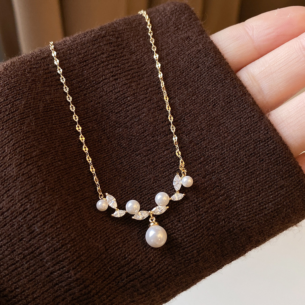 Vòng cổ mặt dây chuyền ngọc trai zircon vàng phong cách Pháp