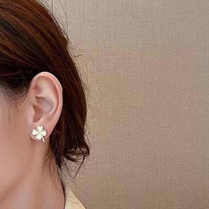 K2nightFee 2024 Mùa Hè Cỏ Ba Lá Mắt Mèo Bông Tai Đá Dễ Thương Nhẹ Nhàng Cho Nữ VN