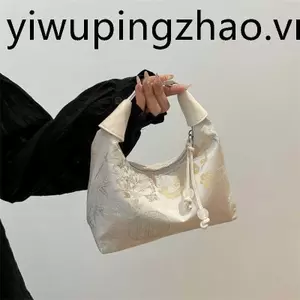 Phong Cách Trung Hoa Lụa Thêu Túi Nữ 2024 Phong Cách Mới Mùa Hè Đeo Ngang Túi Cổ Phổ Biến Mới Phong Cách Trung Hoa Túi Xách