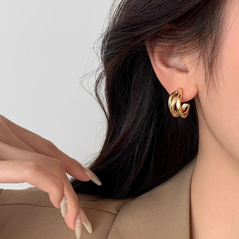 Bông tai kim bạc kim loại sang trọng và sang trọng