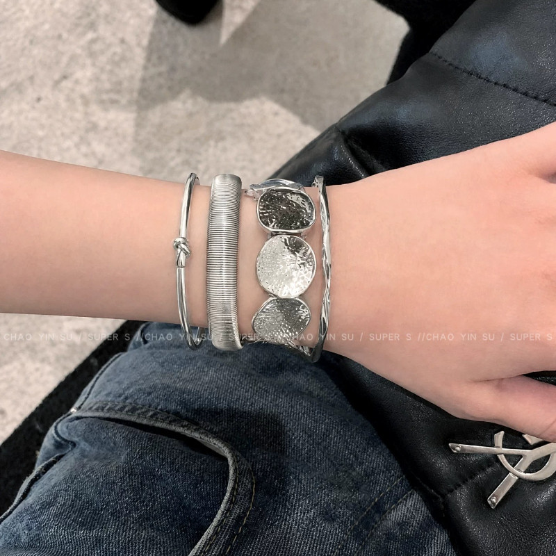 Bộ vòng tay xếp chồng bạc cổ điển dành cho nữ Phụ kiện cá tính thời trang cao cấp mùa hè
