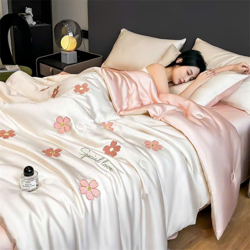 (ST802) Bộ Chăn Ga Gối Chất Liệu Phi Lụa Với Gam Màu Tươi Sáng Và Hình Thêu Nổi Bật - MemMinbedding Luxury