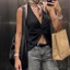 Áo ba lỗ cổ không tay xoắn phía trước màu trơn Slim Fit Vest