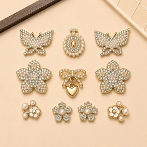 Set Charm Bướm Ngọc Trai Nơ Trái Tim Hoa Pha Lê Cao Cấp Gắn Dép Phong Cách Công Chúa Luxury ✨🦋🤍🌸