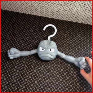ST2 Ngộ nghĩnh Nhỏ Geodude Quần Áo Móc Treo Đứng Độc Đáo Xếp Chồng Chống Trơn Trượt Móc Treo Cho Gia Đình Tủ Quần Áo TS2