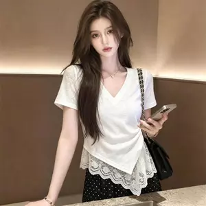 Áo thun ngắn tay khâu ren thiết kế bông tuyết, mùa hè Phong cách mới Kích thước lớn dáng rộng đẹp Quần áo cổ chữ v đẹp