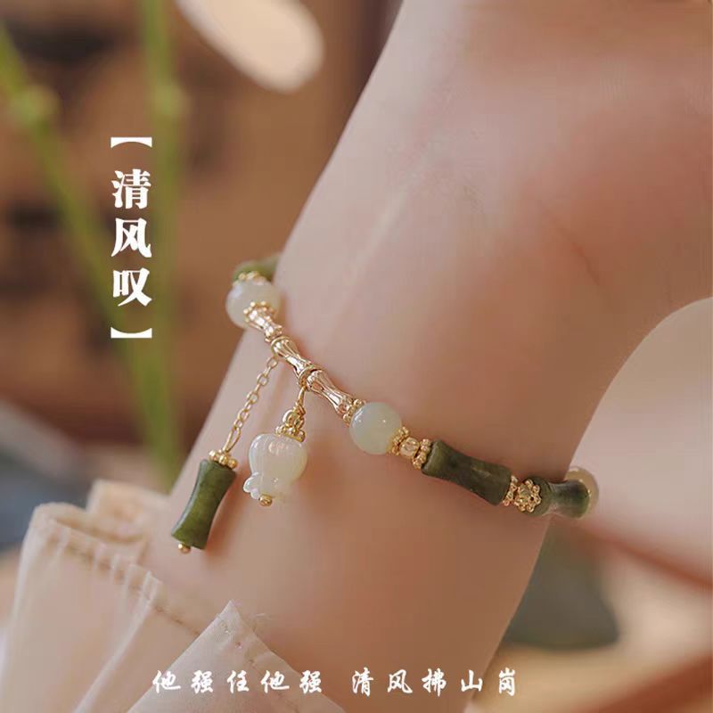 Vòng tay ngọc bích tự nhiên phong cách tre thời trang và tinh tế