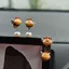 Little Bee Spring Swinging Car Đồ trang trí nội thất ô tô dễ thương Vị trí làm việc Máy tính để bàn Đồ trang trí sáng tạo 26.3.22