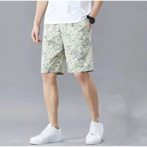 Quần short đi biển in họa tiết lá mùa hè dáng rộng thời trang nam quần short đi biển thông thường