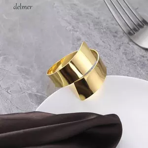 Nhẫn khăn ăn DELMER, Giá đỡ khăn ăn mạ vàng bằng kim loại hợp kim, Hộ gia đình Vàng / Bạc Hình dạng chéo không đều Nhẫn cưới Nhà hàng
