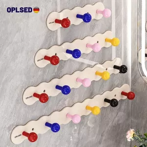 Hàng sẵn có Macaron Móc màu treo tường không đục lỗ Móc dính treo tường phía sau cửa phòng tắm Móc quần áo một tầng
