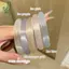 Vòng tay thủy tinh giả ngọc bích sang trọng với pha lê thạch anh trong suốt cho các tính năng trang phục thanh lịch