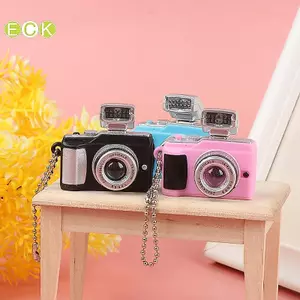 Máy Ảnh Kỹ Thuật Số Mini Model 1: 12 Nhà Búp Bê Camera LED Flash Móc Khóa Trang Trí Đồ Chơi Đẹp