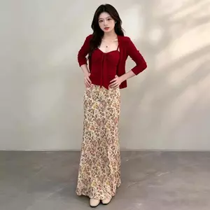 Cảm giác bầu không khí phong cách Hàn Quốc Mặc trọn bộ váy nữ Áo len Cardigan đỏ đầu xuân Sling Váy dài hoa Bộ đồ ba mảnh
