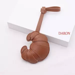 Móc Khóa DARON Croissant, Móc Treo Da PU Hoạt Hình, Móc Khóa Ô Tô Dễ Thương Túi Thời Trang Mặt Dây Chuyền Nam