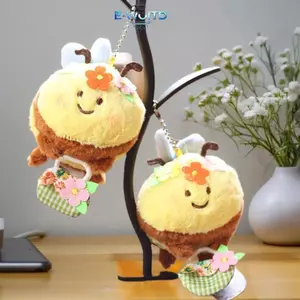 E-WOITD 1 Cái Kawaii Giỏ Hoa Dễ Thương Búp Bê Ong Nhỏ Đồ Chơi Sang Trọng Móc Khóa Mặt Dây Chuyền Trẻ Em Bapa Phụ Kiện Quà Tặng Ngày Lễ E-WOITD