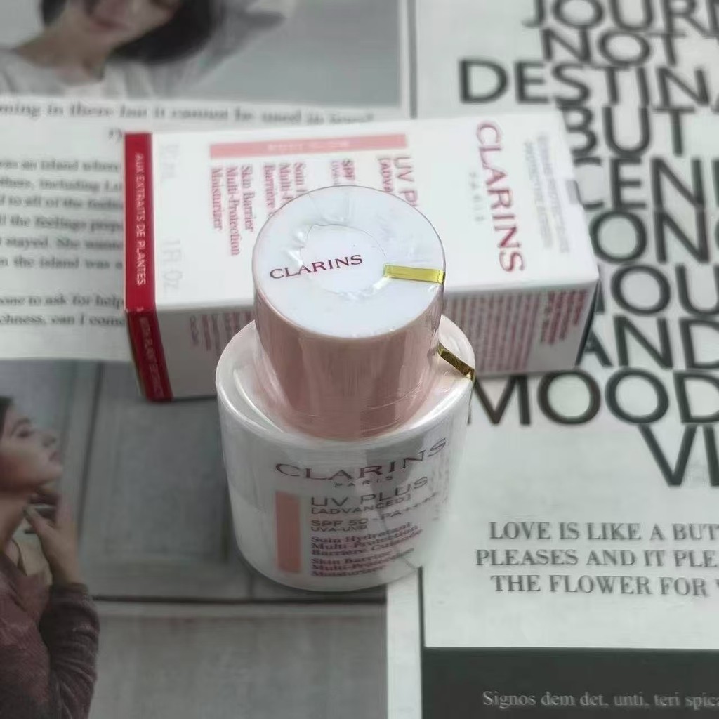 Yolo ❤Kem chống nắng cách ly hai trong một SPF50 + PA + + + + Touch-Up Brightening Nourishing Skin Clear Non-Rubing Mud Da nhạy cảm có thể sử dụng đi lại
