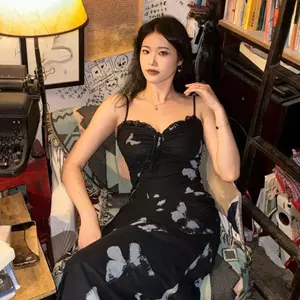 Size lớn Lady Feel Pure Desire Hot Girl In hình bướm Retro Ren kiểu Pháp Váy ôm sát dáng ôm hơn Váy dài tính khí