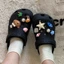 charm crocs chữ cái charm dép crocs chảm Giày Lỗ Giày Hoa Mùa Hè Đi Biển Đi Biển Dép Đi Biển Khóa Giày Thời Trang Dễ Thương Độc Đáo Tự Làm Ba Chiều Giày Trang Trí