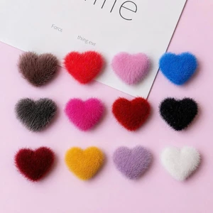Set Charm Trái Tim Bông Xù Cầu Vồng