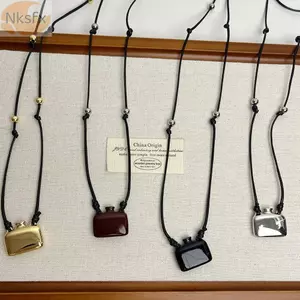 Vòng cổ dài chai vuông NKSFX, Dây đen có thể rút được Dây chuyền áo len có thể điều chỉnh, Vòng cổ mặt dây chuyền hợp kim dành cho nữ