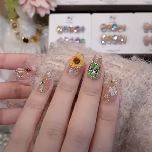 Born to the Sun Sun Flower Handmade Wear Nails Small Fresh Spring