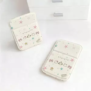 Gương gấp kết hợp thỏ và họa tiết sao tinh nghịch đáng yêu sử dụng hàng ngày tiện lợi