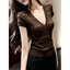 Áo thun ngắn tay cổ chữ V cổ chữ V màu cà phê cổ điển cao cấp dành cho nữ mùa hè Phong cách phương Tây hẹp