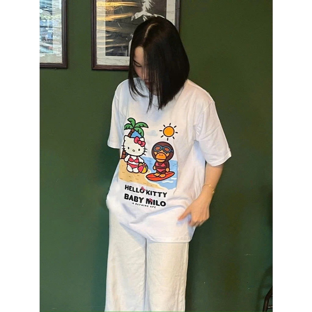 （Giao hàng 24h）Angela Áo Thun Nam Nữ Bape x Hello Kitty Hình In Dễ Thương Form Regular Dễ Mặc Vải Cotton 2 Chiều