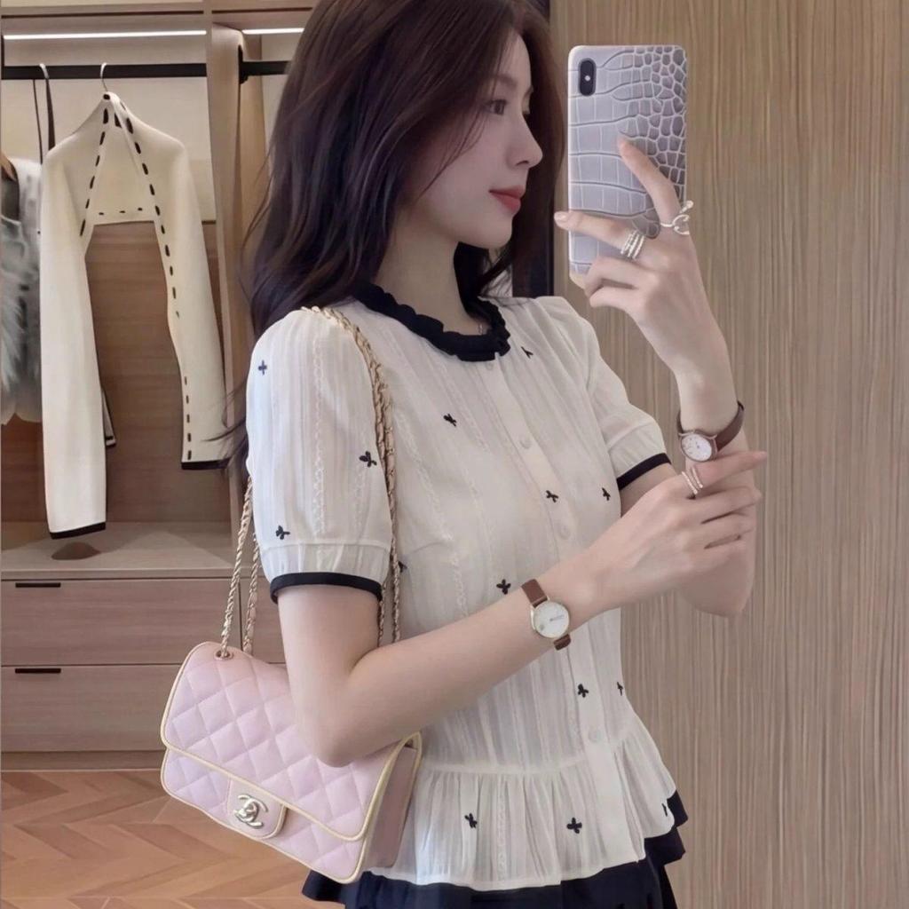 [Giảm giá trong thời gian có hạn] Áo sơ mi ngắn tay thêu nơ thời trang màu sắc tương phản, Áo len Cardigan thời trang giảm tuổi phong cách mới mùa hè 2026