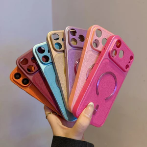 Tương thích với iPhone 16 Pro Max, họa tiết da ngay lập tức biến thành vỏ điện thoại từ tính iPhone 17 Aurora; ốp lưng cứng 15 / 14 / 13mm sang trọng và tối giản.