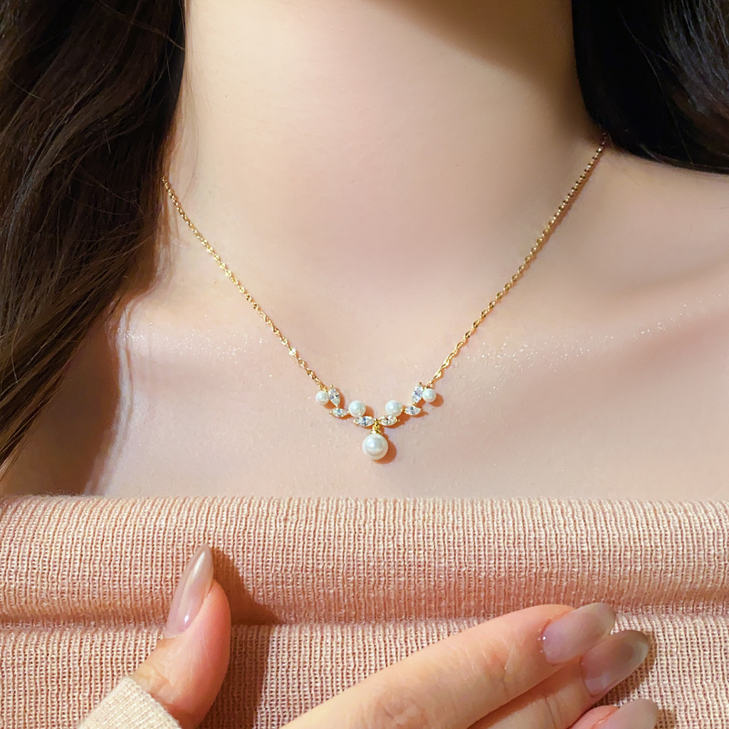 Vòng cổ mặt dây chuyền ngọc trai zircon vàng phong cách Pháp