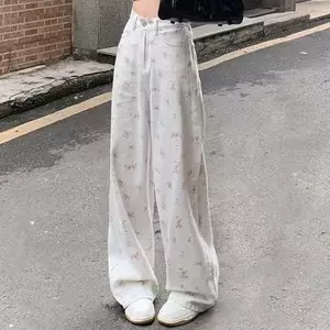 Quần jean thẳng in hoa trắng mùa hè Phong cách mới Ngọt ngào eo cao dáng rộng dáng rộng dáng rộng dáng rộng Quần lau sàn