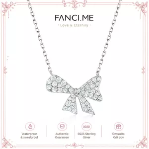 FANCIME "Sweet Pea" Bowtie Design Vòng cổ bạc CZ màu trắng