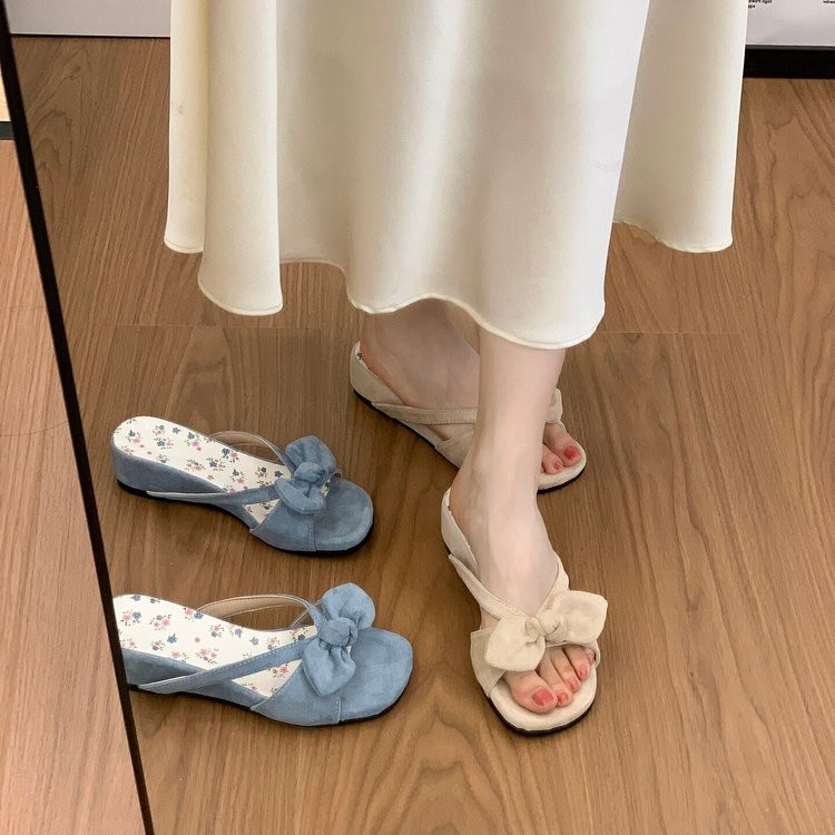 Pháp Cổ Tích Phong Cách Hoa Nơ Da Lộn Nêm Gót Dép Nữ Mùa Hè Phong Cách Mới Thoải Mái Thường Ngày Mặc Ngoài Trời Chống Trơn Trượt Dép Đế Bằng Chống Mài Mòn Dép Nhà Máy Giá Bán Buôn