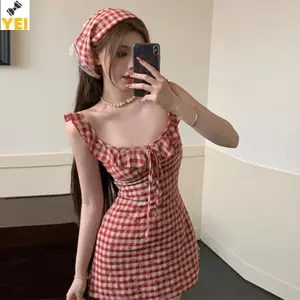 < YEI > Váy không tay kẻ sọc đỏ thanh lịch kiểu Pháp mùa hè 2025 Váy ngắn eo giảm béo mới