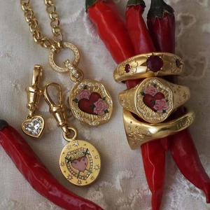 Sơn Hoa Thỏ Bốn Lá Cỏ Ba Lá Chiến Binh Bảo Vệ Vòng Cổ Tarot Mạ Chân Không 18k Vàng Thật