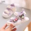 Giày Sandal Bé Gái Baotou Mùa Hè Phong Cách Mới Công Chúa Bé Kuromi Chiếu Sáng Bé Gái Mùa Hè Giày Trẻ Em