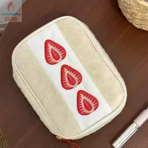 Túi đựng bút GILL, Túi trang điểm thêu dễ thương Strawberry Sandwich, Túi đựng mỹ phẩm sang trọng mờ đa chức năng di động Du lịch tại nhà