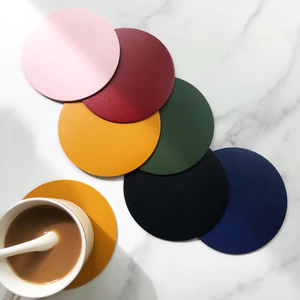 Màu Trơn Trà Coaster Đơn Giản Sáng Tạo Tròn Coaster Chống Trơn Trượt Chống Thấm Nước pu Da Cà Phê Coaster Hai Mặt Cách Nhiệt Pad GK6P