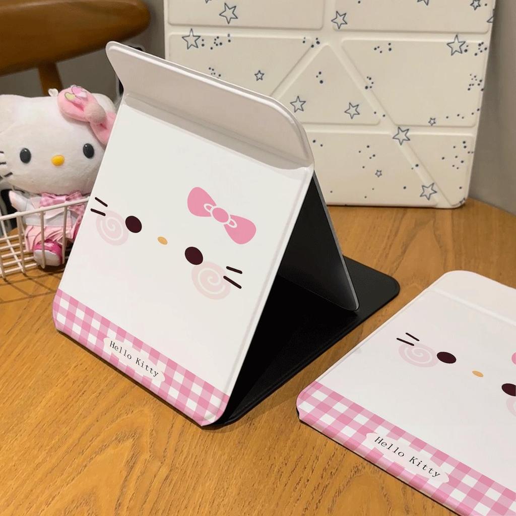 Gương gập bỏ túi in Hello Kitty nơ hồng họa tiết caro