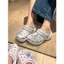 chảm dép crocs nữ đế thấp charm dép to Nho Đá Cuối Camellia Giày Lỗ Hoa Giày Phụ Kiện Trang Trí Phụ Kiện crocs Khóa Giày Cao Cấp Niche