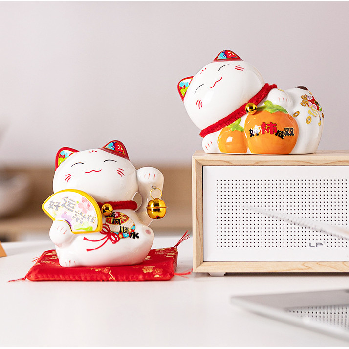 Mèo thần tài mini cao 11cm gốm sứ tượng chiêu tài trang trí bàn làm việc quầy thu ngân quà tân gia