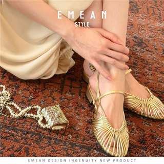 Dép xỏ ngón chân vàng rỗng dành cho nữ